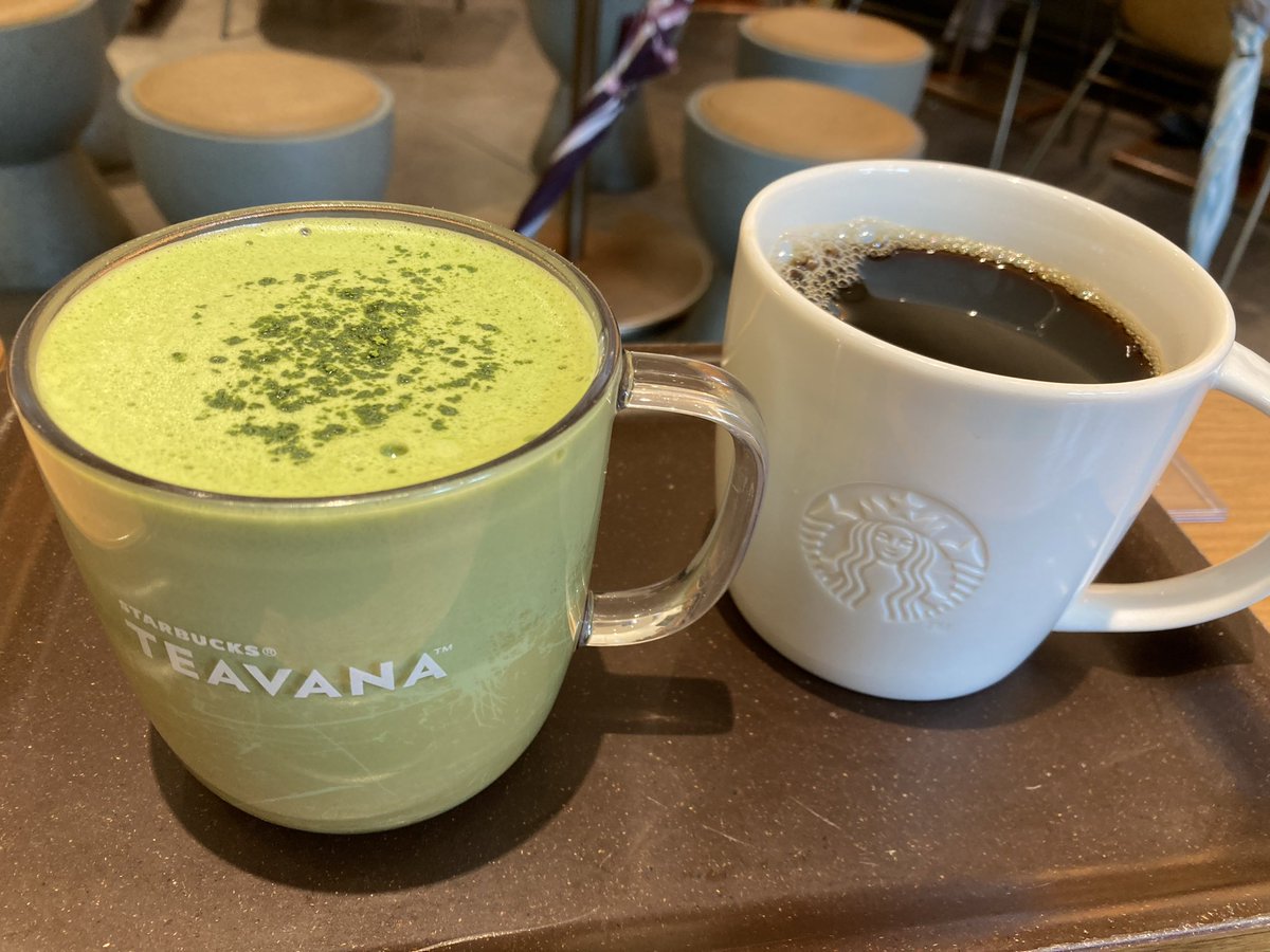 DancesaursQ's tweet photo. スタバにて和三盆抹茶ティーラテをいただく🎶 今日は八十八夜 @Starbucks_J #スターバックス #抹茶 #maccha https://t.co/dzV7aPjJT8