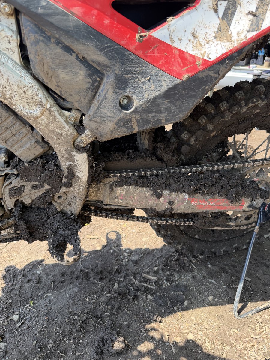 hayasehonda's tweet image. コースはもう全然走れてしまう状態です！
モフビはまぁ沼みたいな😂
＃モトビ
＃モトクロスビレッジ