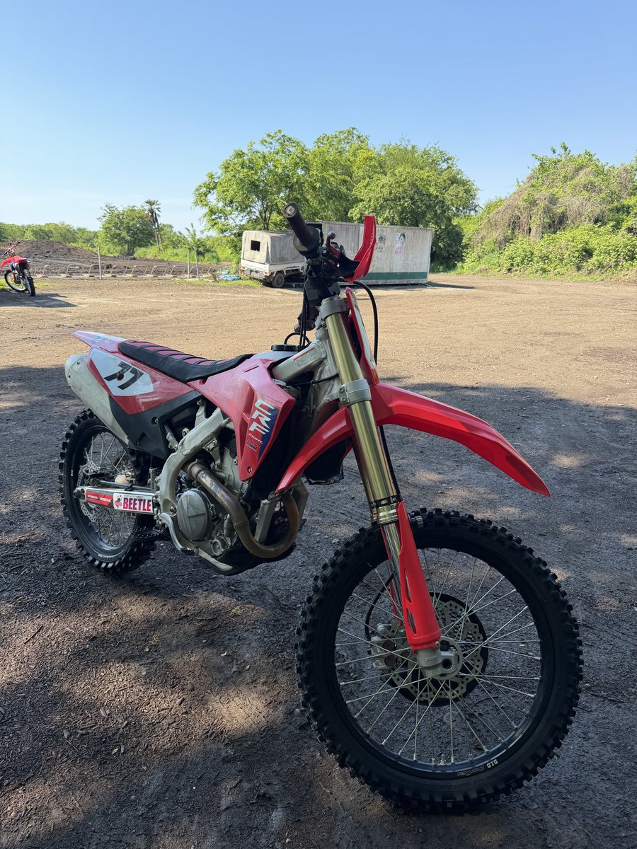 hayasehonda's tweet image. コースはもう全然走れてしまう状態です！
モフビはまぁ沼みたいな😂
＃モトビ
＃モトクロスビレッジ