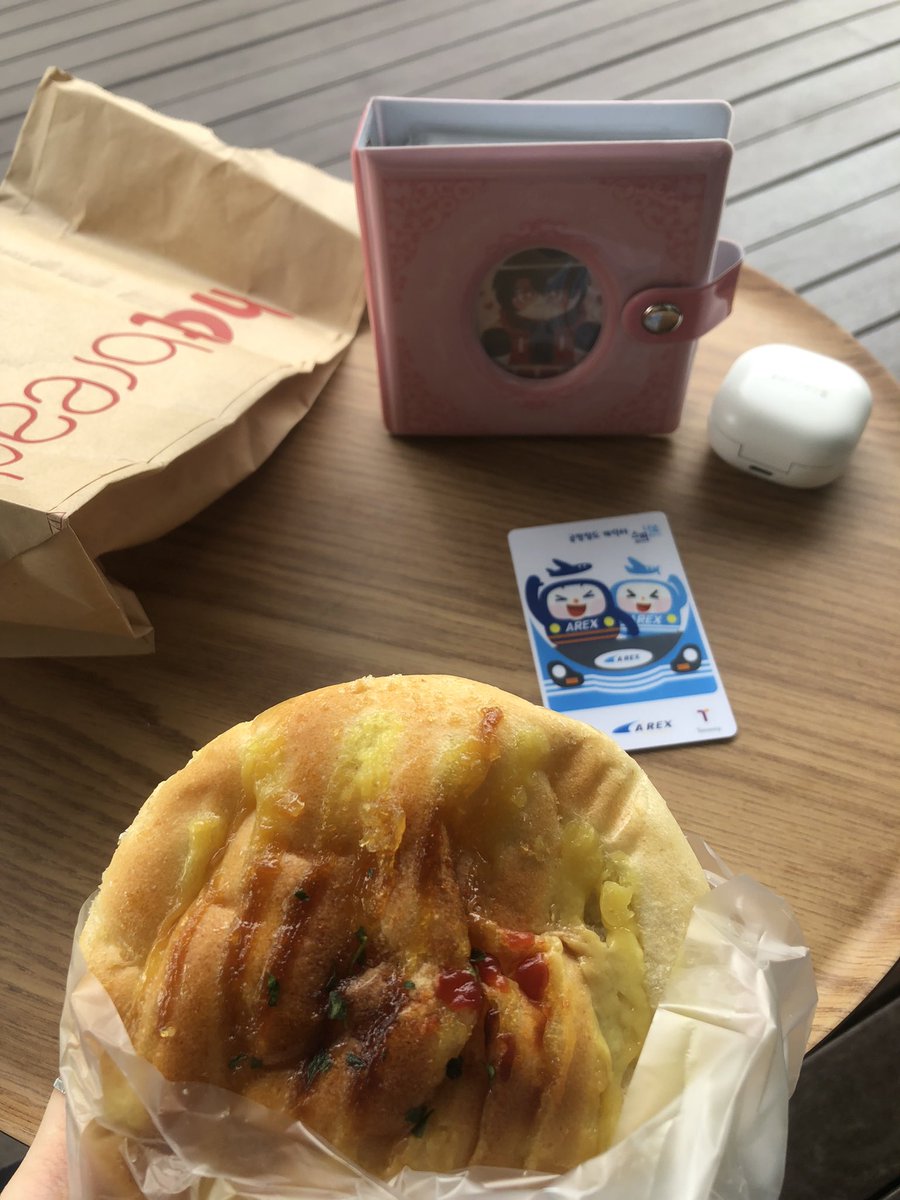 살초밥 tweet media