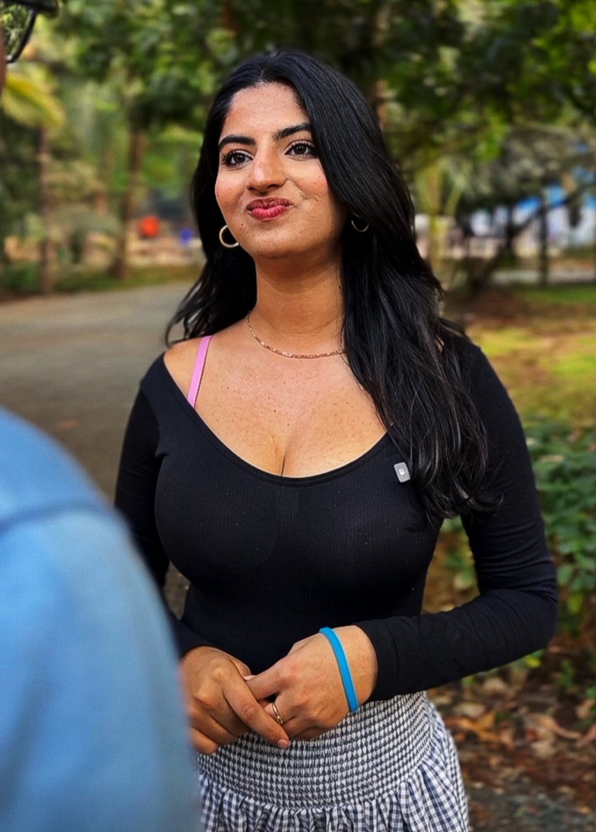 Actress base tweet media