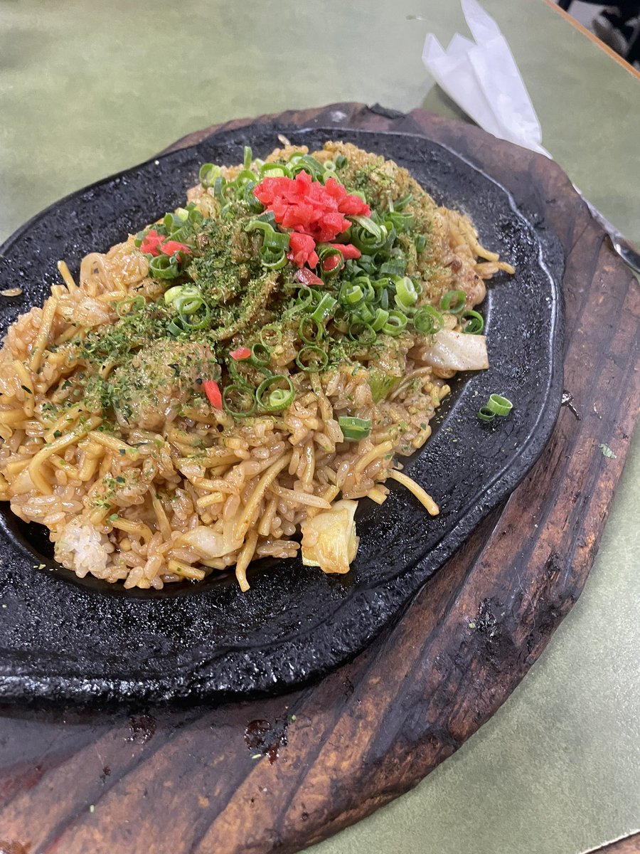 kawacci's tweet photo. 久しぶりの日の出食堂 https://t.co/Ctg86nBAMk