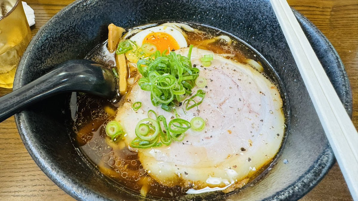 だむちん tweet media