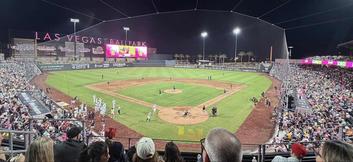Banana Ball never disappoints. 👏🥎