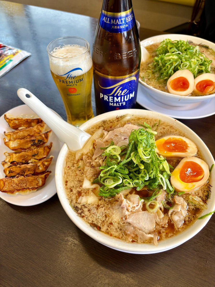 来来亭

ワンタンチャーシュー麺