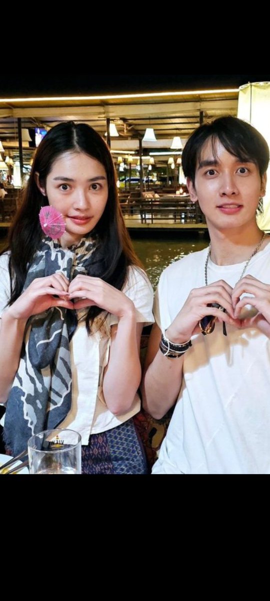 ฟ้าใส tweet media