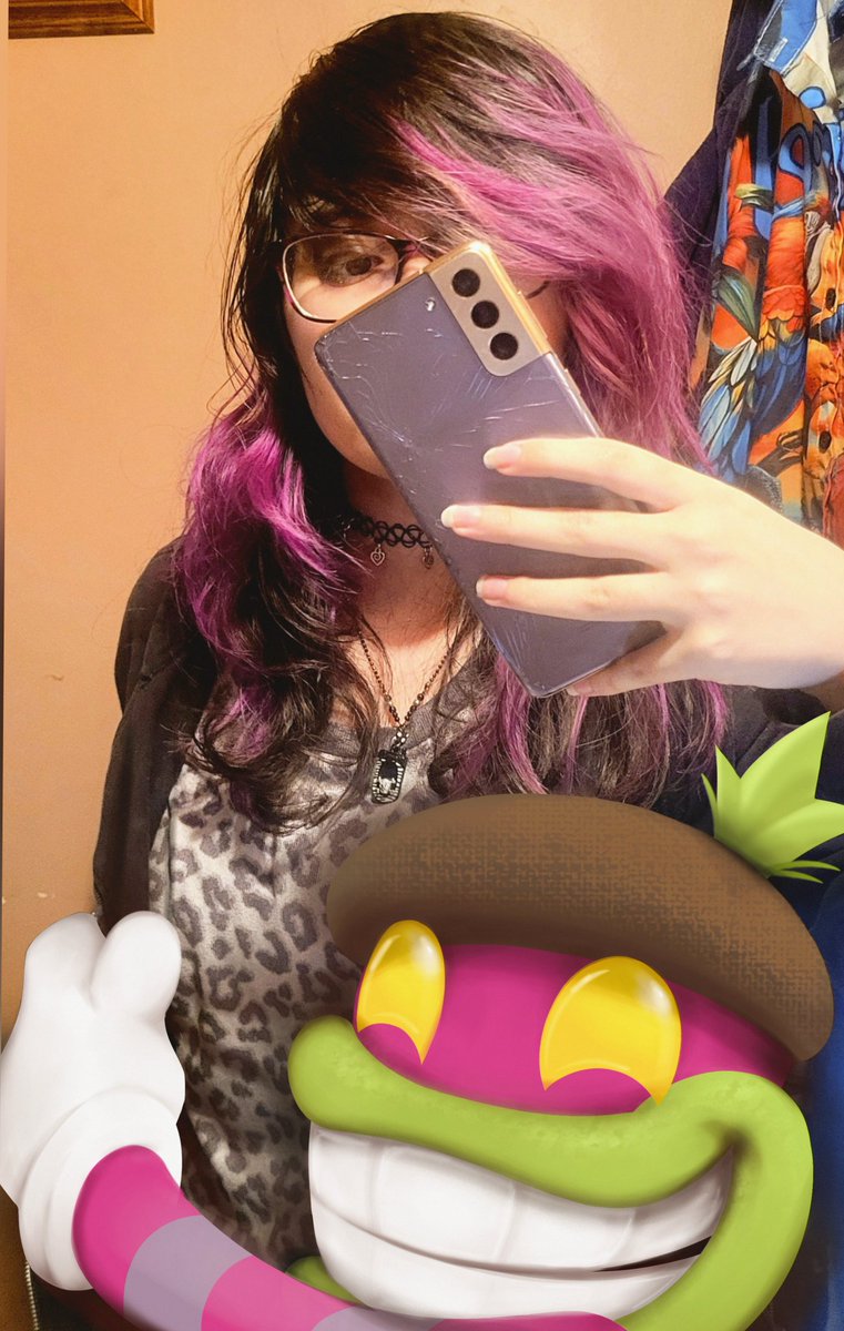 TwilightTyto's tweet photo. Its been awhile since I've posted, but happy 2 year anniversary to Popple and i!!!🎉🎉🎉

Here's a pic of us celebrating together 💛💜💛💜 #Popple #Marioandluigi #selfship https://t.co/1E89Z2FR7E