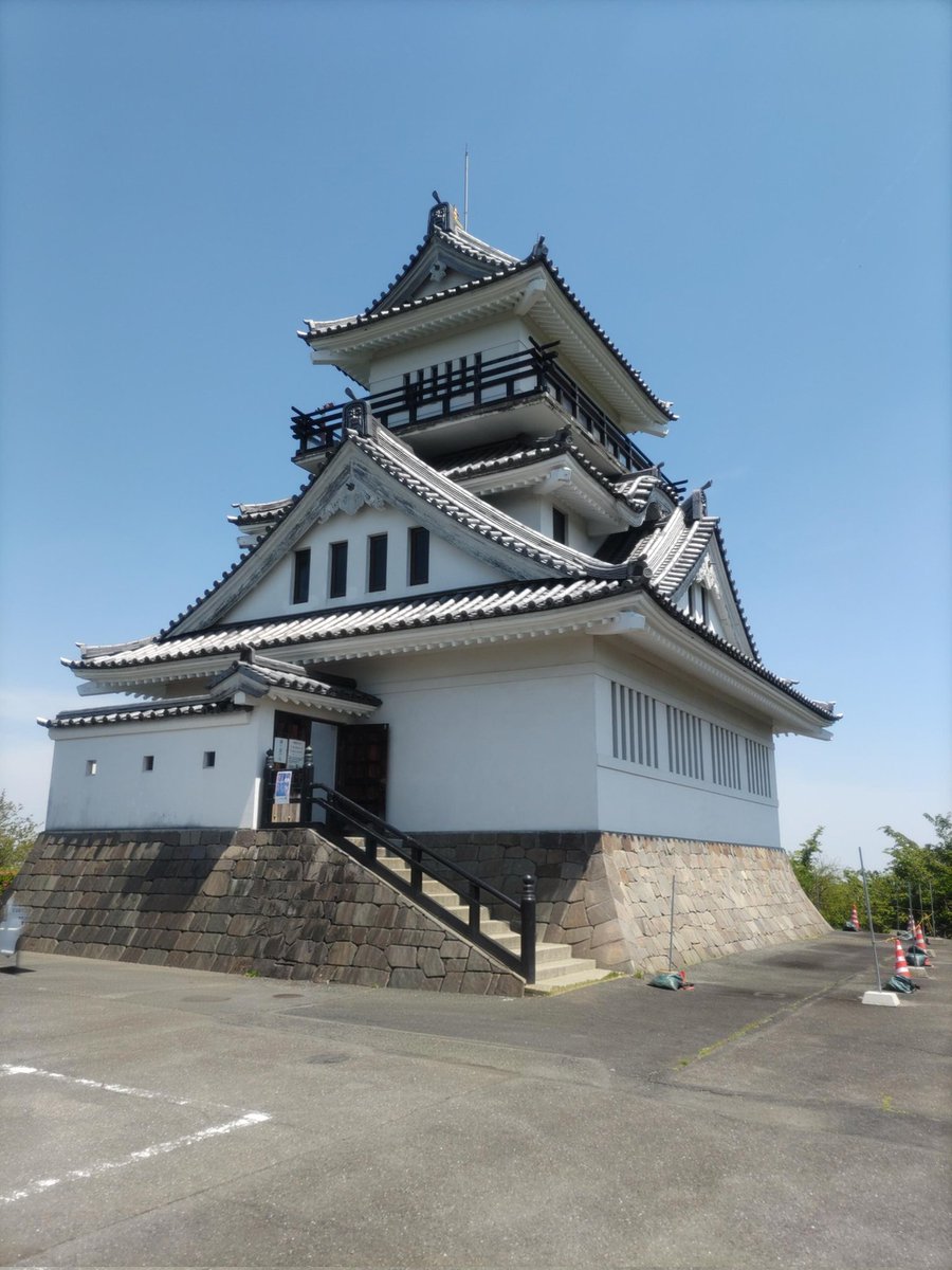 tsgaki's tweet photo. 途中の道幅狭く��かった https://t.co/MKFKuYlNTB