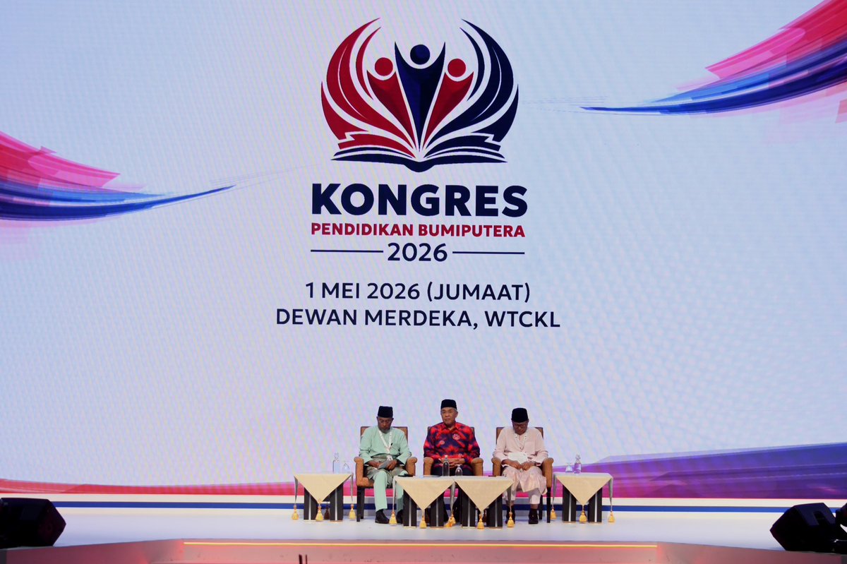 MOHEOfficial's tweet photo. KONGRES PENDIDIKAN BUMIPUTERA 2026: KPT TERAJUI RESOLUSI PEMERKASAAN PENDIDIKAN TINGGI MENDEPANI CABARAN GLOBAL

Baca lanjut: https://t.co/ZRww7DlYhR

@ZambryOfficial @AdamAdli 

#RancakkanMADANI
#MADANIbekerja
#MalaysiaMADANI https://t.co/RfJN0tFUC3