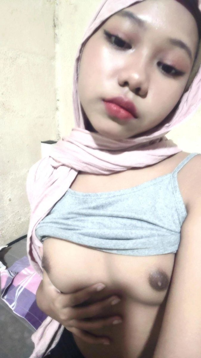 iqachubby's tweet photo. Adik angkat https://t.co/8uWuqrETig