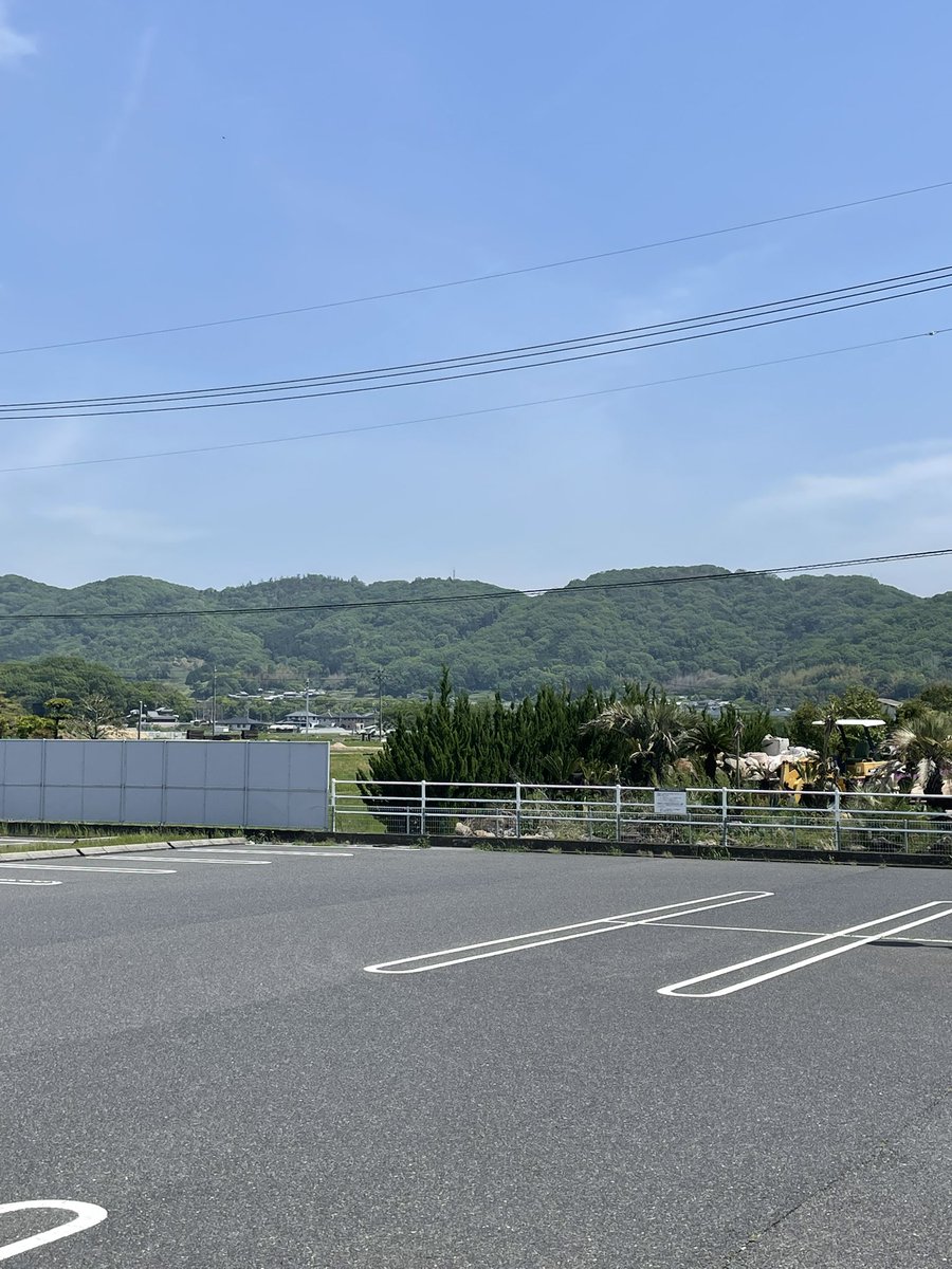 トモチチ tweet media