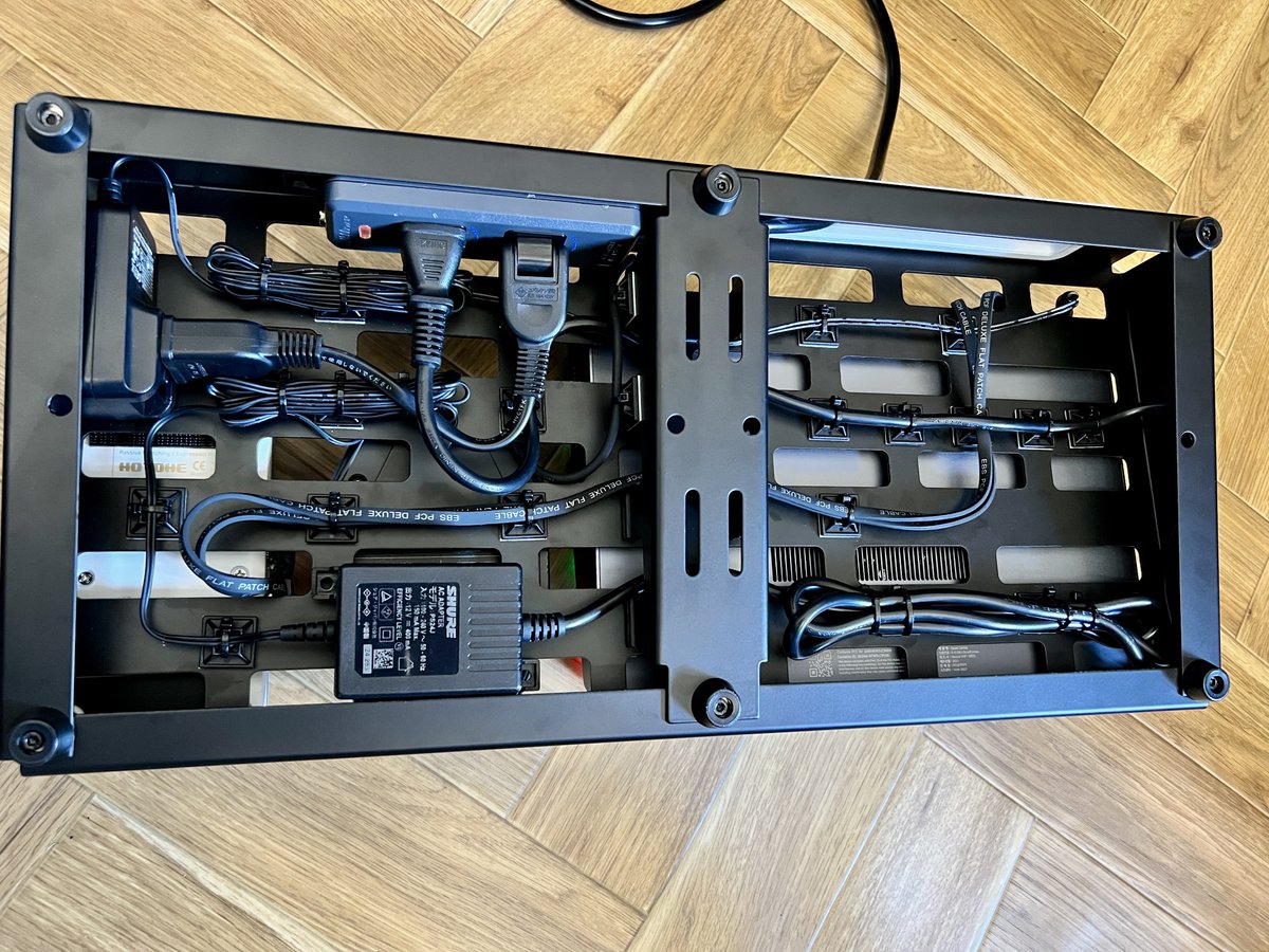 KOTA_SWANKYDANK's tweet photo. ボード組み込み完了🛠️

#QUADCORTEX
#ampero2press
#GLXD16+ https://t.co/HWv4p9SKW0
