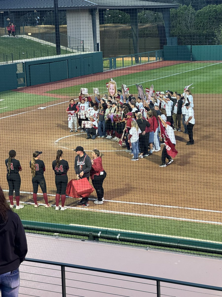 slamdunk406's tweet photo. Stanford 9 Sacramento State 0: Final/5 innings. Cardinal get their 14th straight win on Senior Day. Ava Gall went yard; River Mahler with 3 RBIs. ACC tourney up next. 

#Stanford #SacState #ACC #ACCSB https://t.co/k8zOF8Fd4u