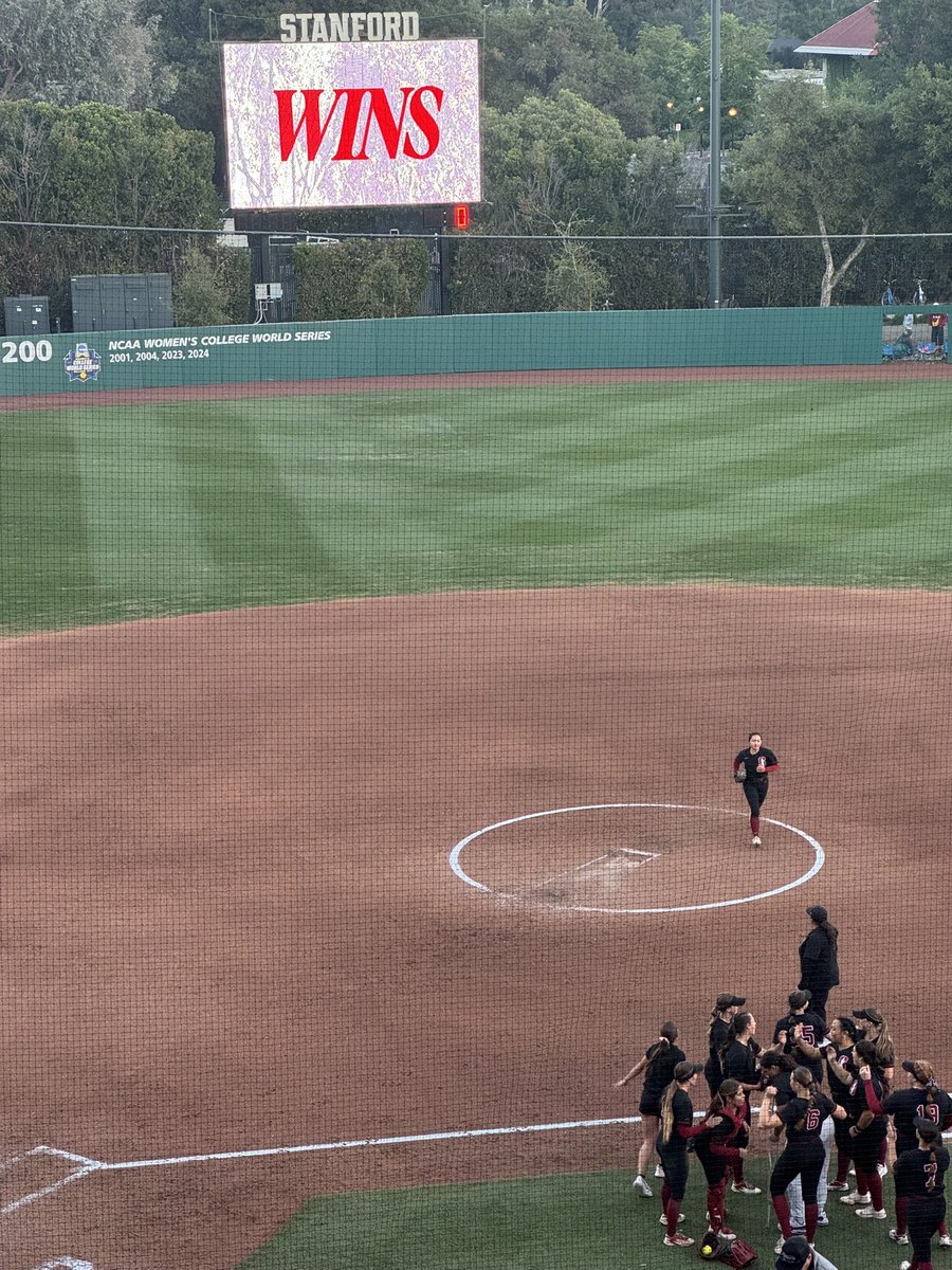 slamdunk406's tweet photo. Stanford 9 Sacramento State 0: Final/5 innings. Cardinal get their 14th straight win on Senior Day. Ava Gall went yard; River Mahler with 3 RBIs. ACC tourney up next. 

#Stanford #SacState #ACC #ACCSB https://t.co/k8zOF8Fd4u
