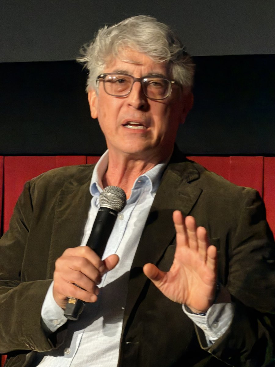 LoraStocker's tweet photo. Second screening of day two at #TCMFF 2026, the world premiere restoration of CITIZEN RUTH (1996). Thoroughly enjoyed the introductory discussion between @tcm’s Alicia Malone, director Alexander Payne, and the film’s stars @LauraDern and Kurtwood Smith. https://t.co/CKtzkOfg6V