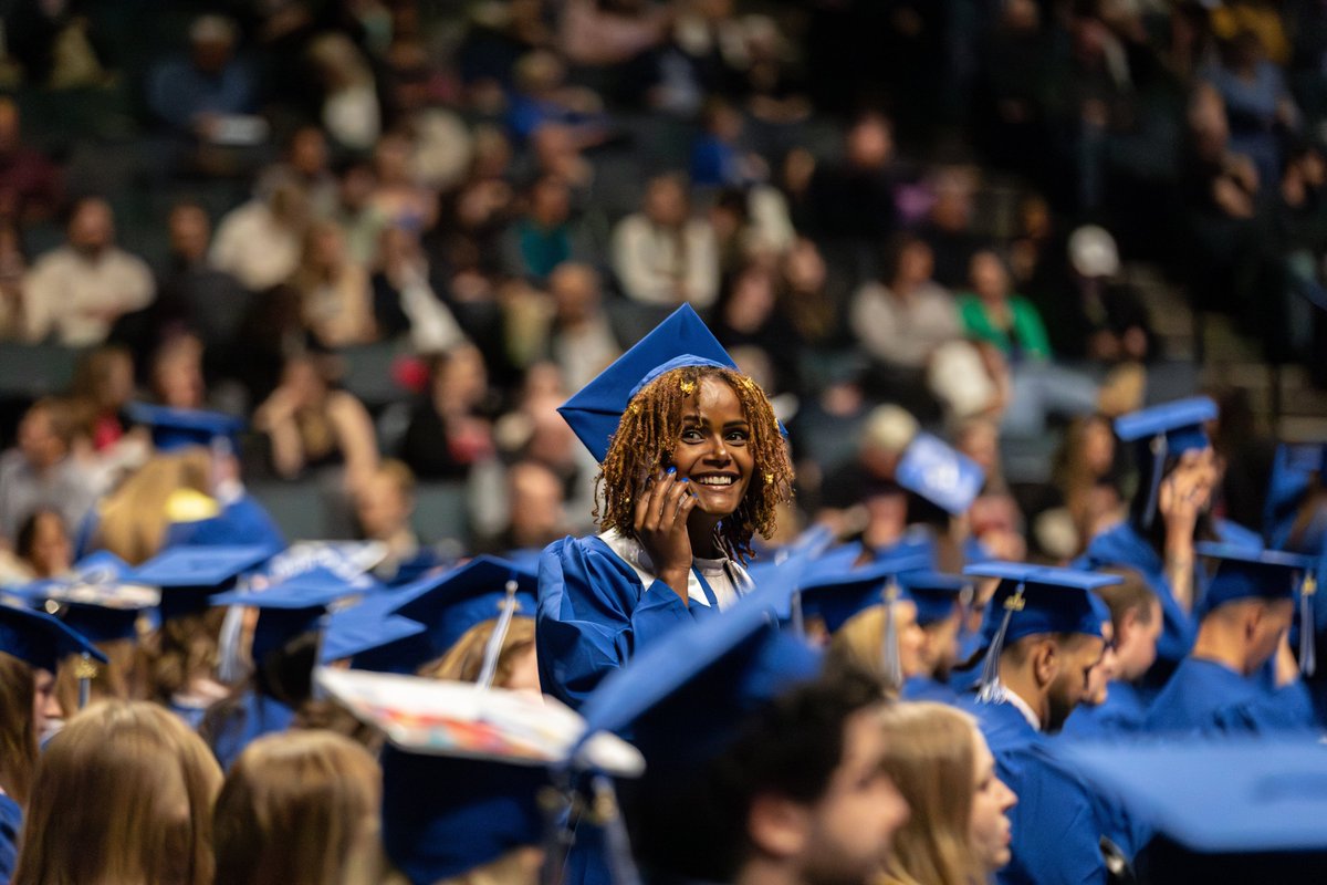 GVSU's tweet photo. Congratulations to the graduates of @gvsucomputing, @GVSUCECI, @GVSUEDR and @GVSUBrooks who walked the stage Friday night. You did it! 💙🎓 We’ll see the rest of you tomorrow! 

📸: Cory Morse, Emily Riddle, Ashley Streeter https://t.co/V4AffXJCkz