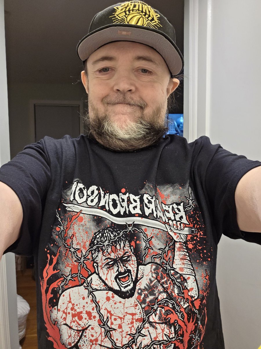 djswagerfic's tweet image. #TGIF @TheELRShow with legendary soon to be hof @RZA @GCWrestling_  #wwesmackdown @HOGwrestling @CMLL_OFICIAL #luchacontraelcancer @Yankees #NBAPlayoff #nhlplayoffs @NewTexasPW @2PW @noah_ghc @ddtproENG on ☁ 9️⃣ from @nyknicks lets go @sixers! Had to rock my 🆕 @bearbronsonBC 👕