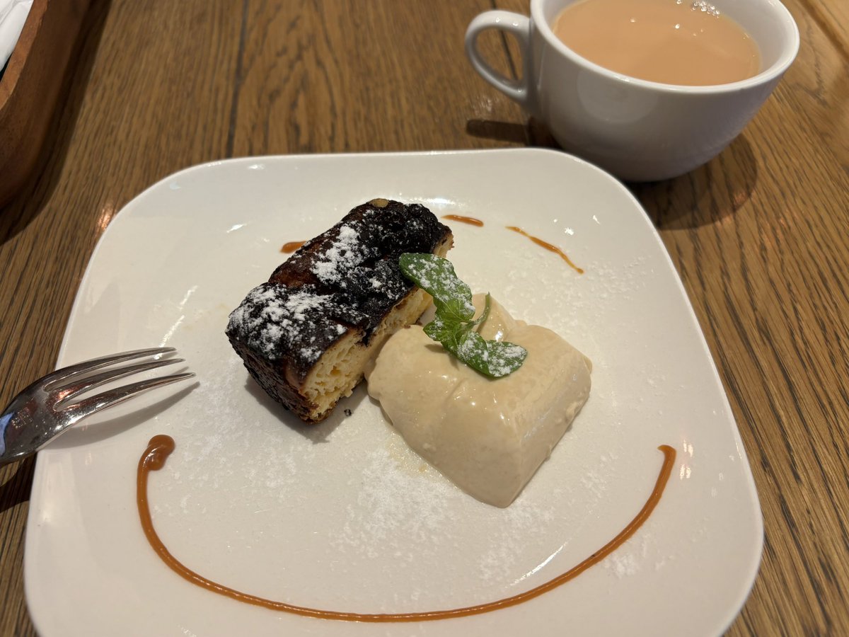 やばいバレー部 tweet media