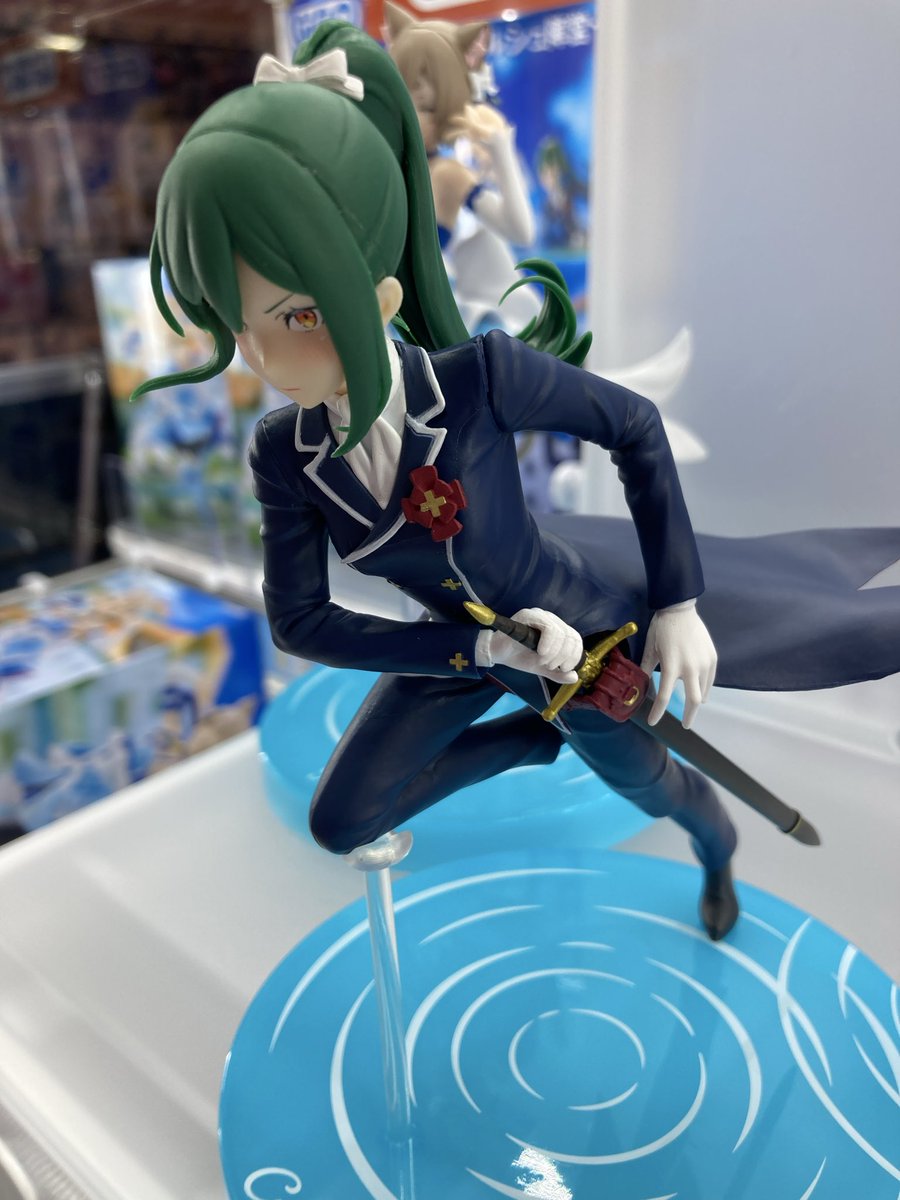GiGO_Tendoo's tweet image. 【景品入荷】
王選候補者と騎士フィギュアークルシュ陣営が入荷しました！

#リゼロ #rezero #GiGO限定 #GiGO天童
