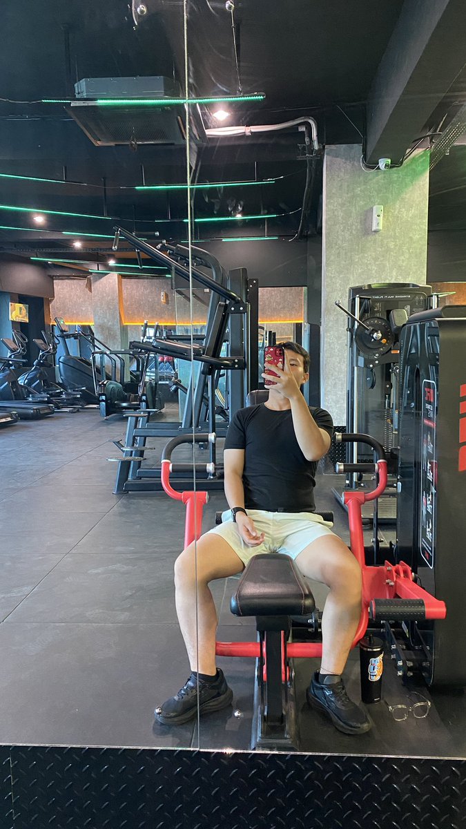 kaes tweet media