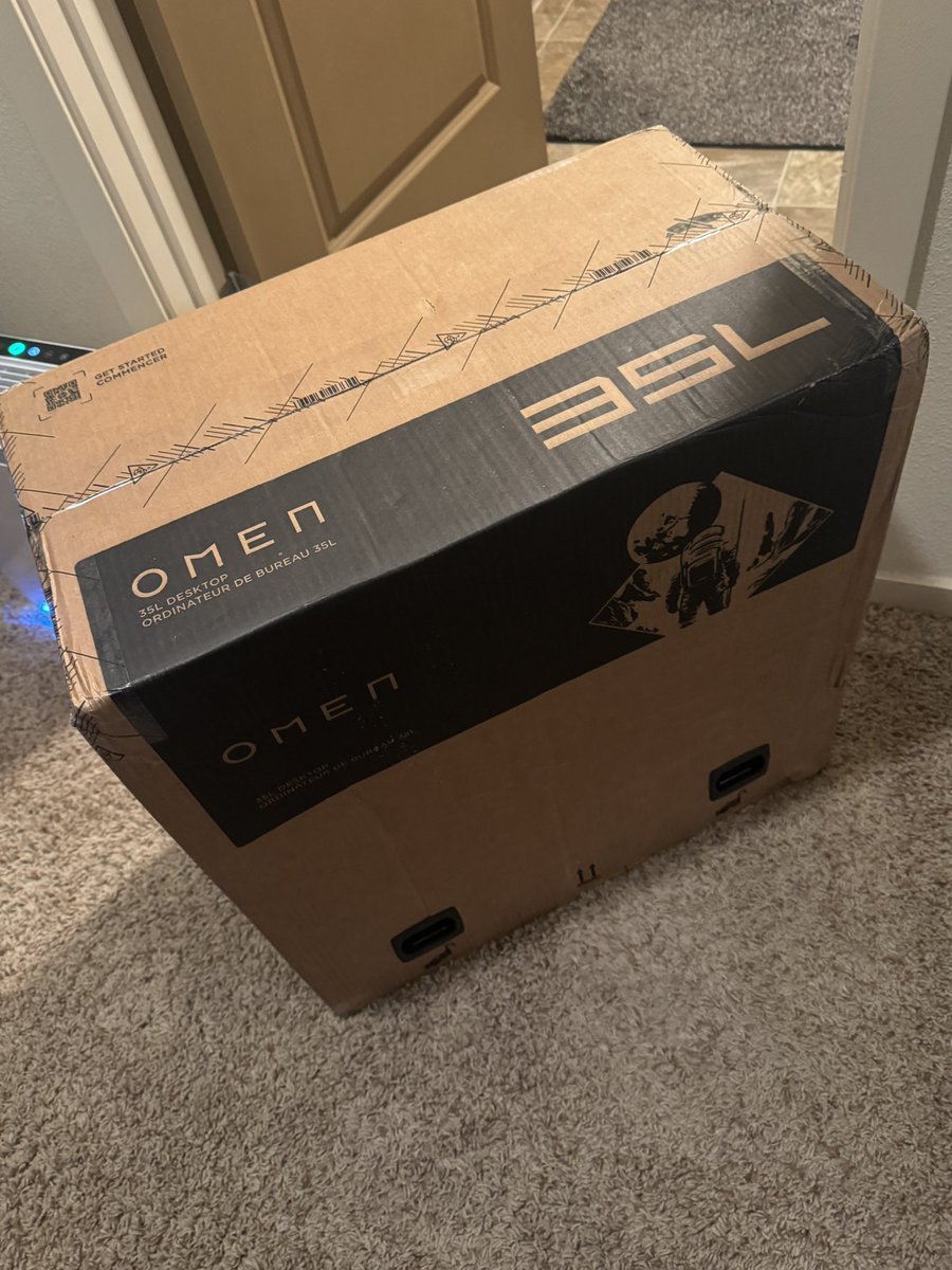 K__Med's tweet image. Hey @OMENbyHP, what did you send me?

#sponsored