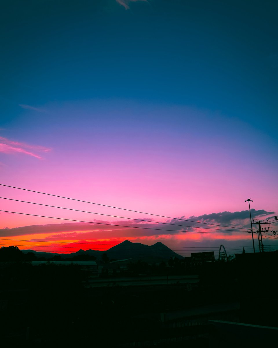 GerardoMR8's tweet photo. 🌄 #sunset https://t.co/ep4gSzbp6W
