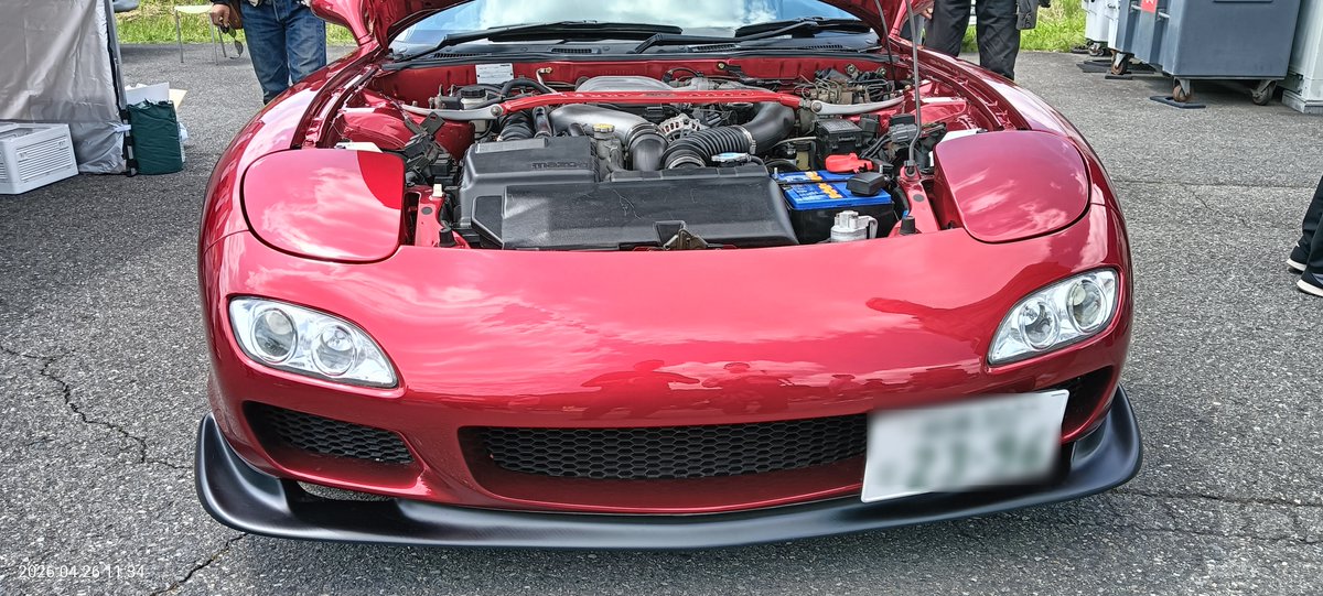 shaoshao999's tweet image. この日は朝から友人を拾って、もてぎリゾートで開催された旧車サミット2026に行ってきたよ。昭和の後期から平成初期に活躍した旧車たちが集まり、街乗りから冬眠車まで、沢山展示されてて、レストアYouTuberの勢いを感じたよ。水戸道楽TVさん、ありがとう！
#旧車 #とよちゃん #シュンヤ #水戸道楽TV