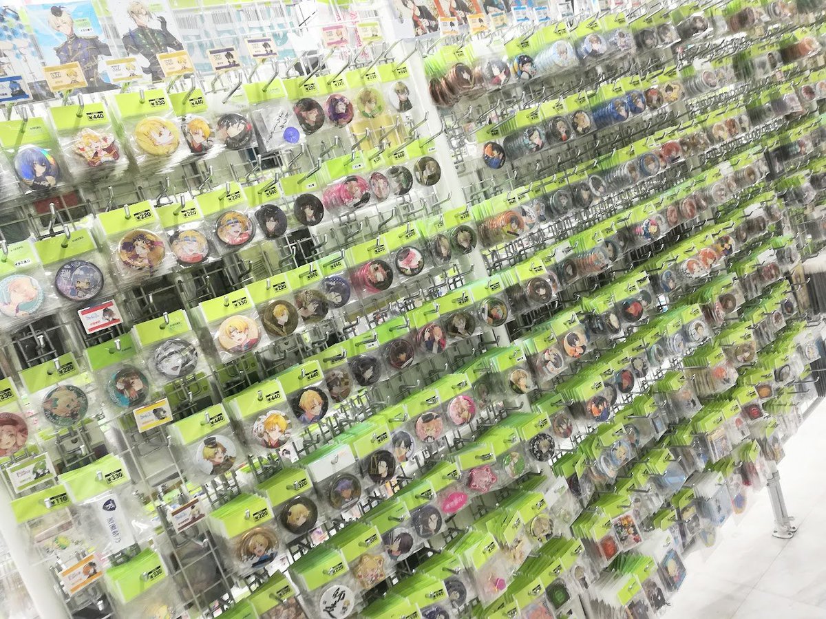 コーナー紹介】 当店2階では、 「ツキウタ。」「ツキプロ」 「VAZZROCK