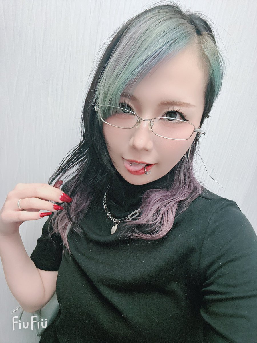ぱにゃ😈💜 tweet media