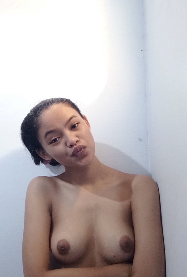 oca 👅 tweet media