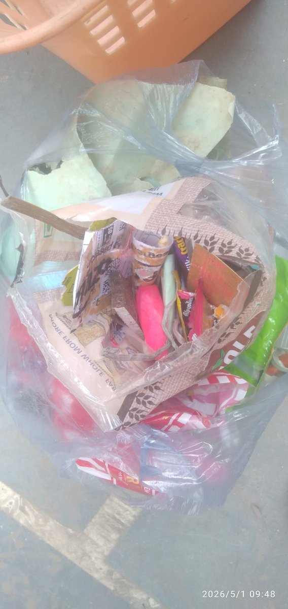 MONICAS43123733's tweet image. Some good glimpses of home green sustainability for well-being of our precious environment.Self waste management of proper good quality wet waste can be composted easily. Inside packing with used packets for a courier parcel can be done.Small plastics in a bigger old pack. #Reuse