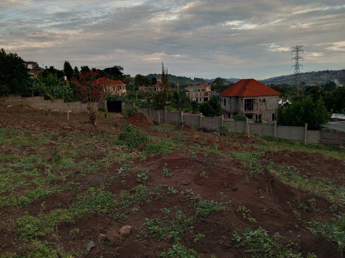 shukranproperty's tweet photo. HILL VIEW PLOT FOR SALE ON ENTEBBE ROAD 

#KITENDE KITOVU HILL

100ft BY 100ft  Land

BEAUTIFUL VIEW..

SELLING PRICE 👍#105M UGX

PRIVATE MAILO LAND TITLE

0706592177 https://t.co/jpqPNEY2gf