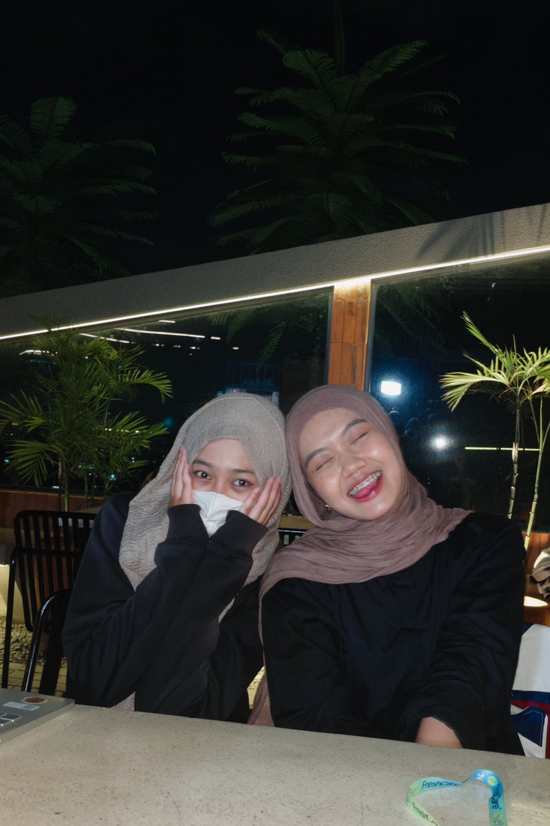 idin tweet media