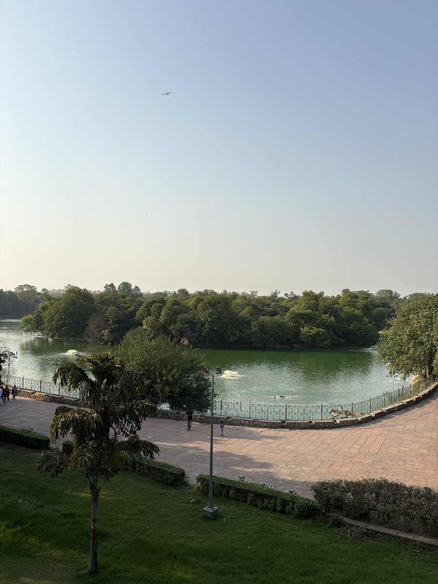 SforSuhani's tweet photo. Hauz khaas, you beauty 🫪 https://t.co/PyizlogsBj