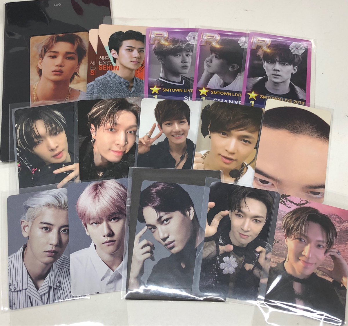 EXO EXO SUPER STAR SMTOWNや過去〜最新アルバム封入など トレカが