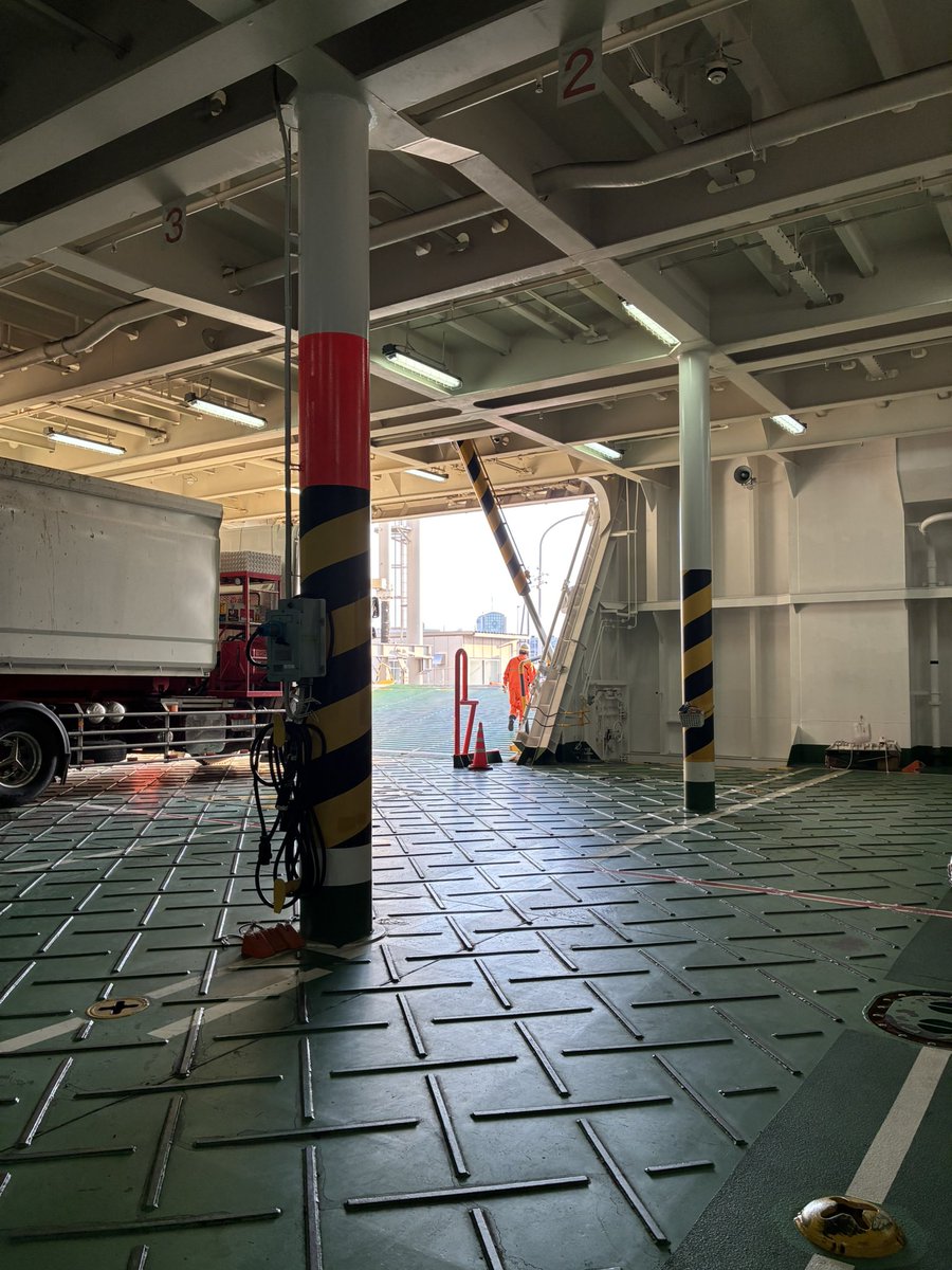 bossdea's tweet photo. 無事に九州から本州に出荷され、帰宅しました！
今回とてもいい旅にはなりましたが、雨の日に行けなかったところをリベンジしたい！！！ https://t.co/4TZzE9otK6