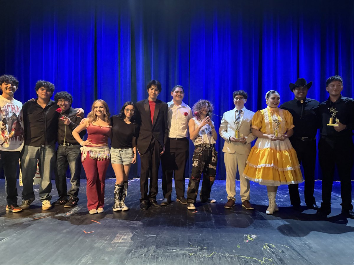 LReno_AHS's tweet photo. Blazer Nation knocked it out of the park with this one✨ Our annual Americas Got Talent truly highlighted the wonderful and diverse gifts of our student body. Congratulations to all of our Blazers who participated, and THANK YOU to everyone who made it happen🙌🏼 #AsUp🔥 https://t.co/4scNKRG3QH