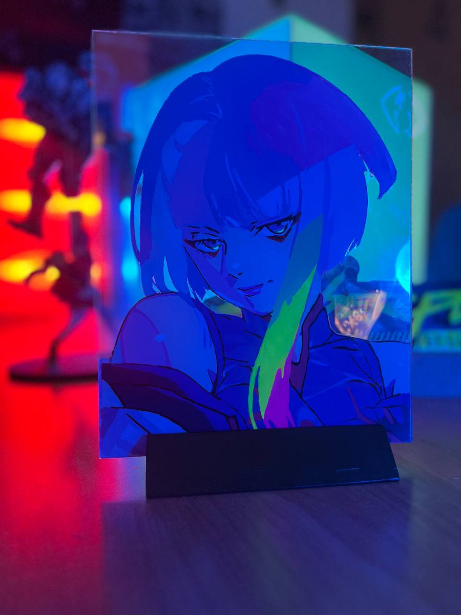 FerchoAndrew's tweet image. Paintglass cyberpunk edgerunners lucy logo MDF, Rebecca and Adam #glasspainting #acrylic #cyberpunkedgerunners #Lucy