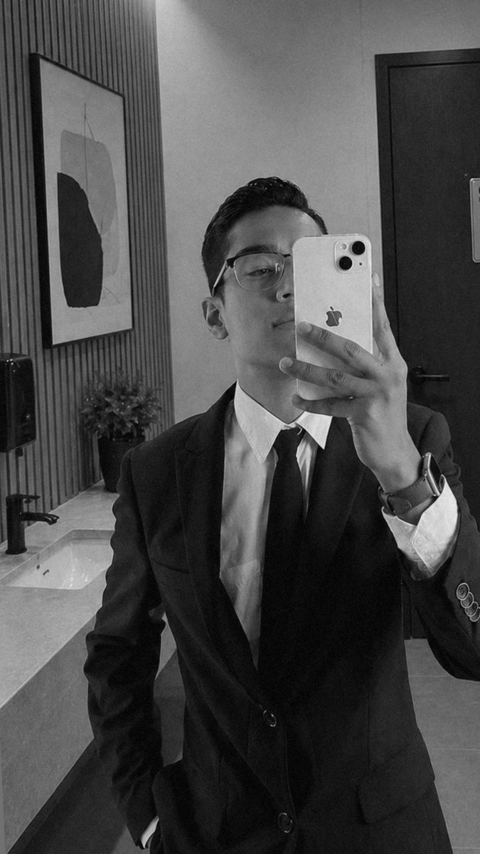 ERIC CONTRERAS tweet media