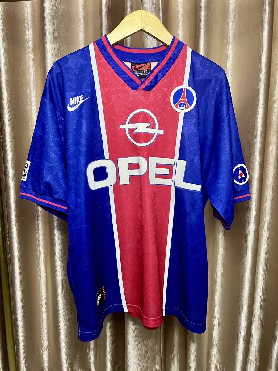 exoticfbkit's tweet photo. #jersey4sale izin tag min @Jerseyforum

1. AC Milan 88/89 PI LS M IDR 5.800k
2. PSG 95/96 M IDR 2.750k
3. Palmeiras 92/93 L IDR 1.800k
4. AC Milan 93/94 PI LS L IDR 3.900k.

Koleksi lain, detail dan nego via WA 0813 2519 4522. https://t.co/Chd3KcA6bs