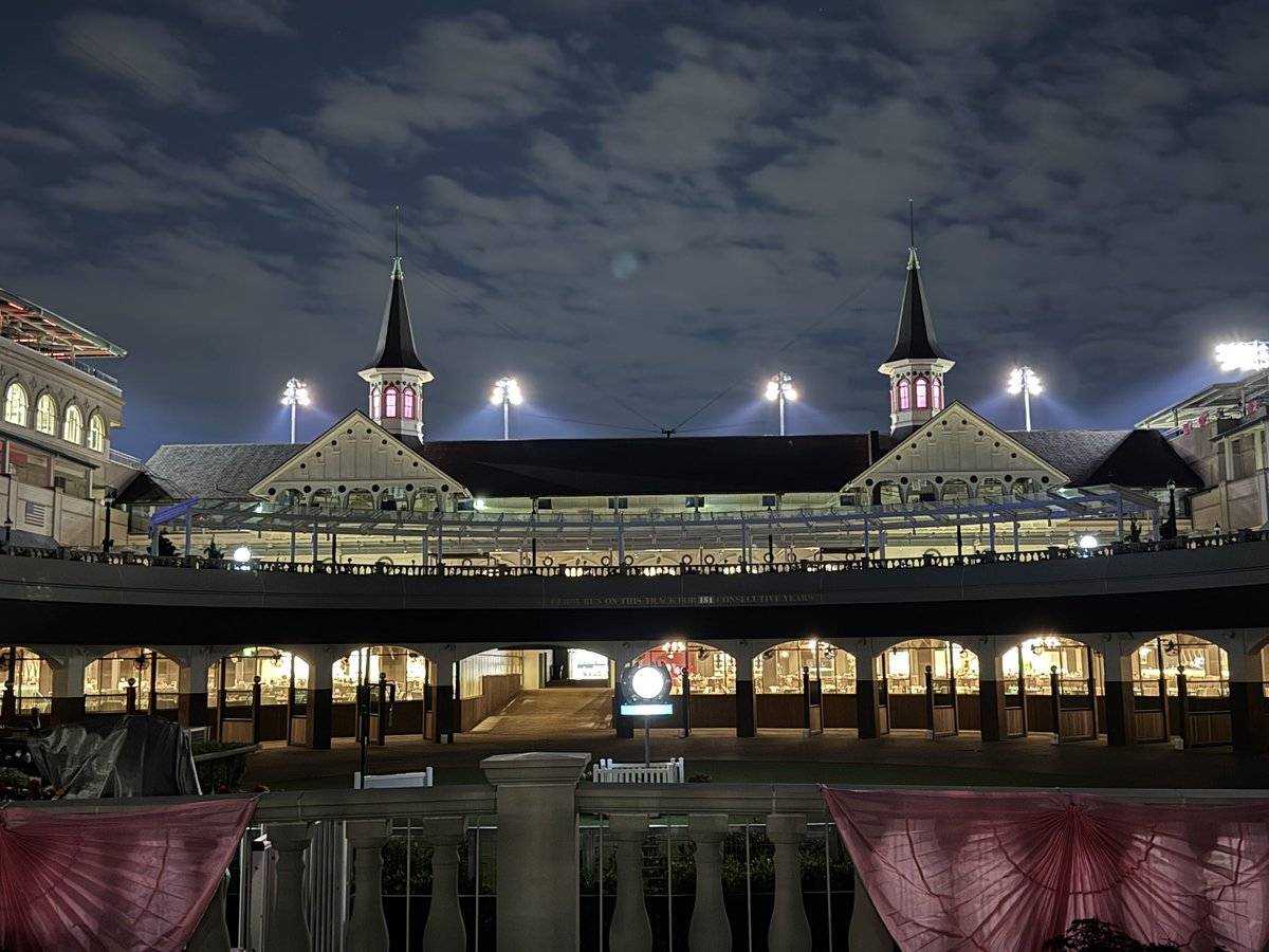 Kentucky Derby tweet media