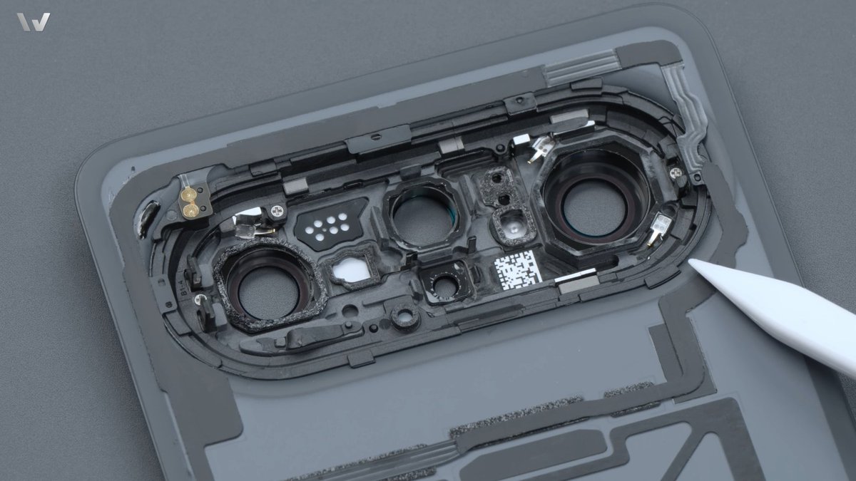 TechHome100's tweet image. #Huawei #HuaweiPuraXMax 
2/12🧵