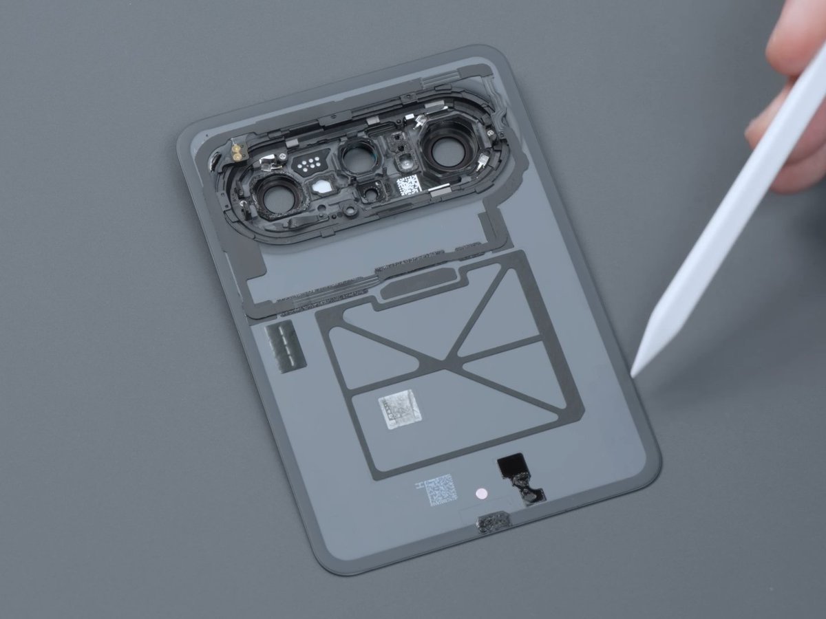 TechHome100's tweet image. #Huawei #HuaweiPuraXMax 
2/12🧵