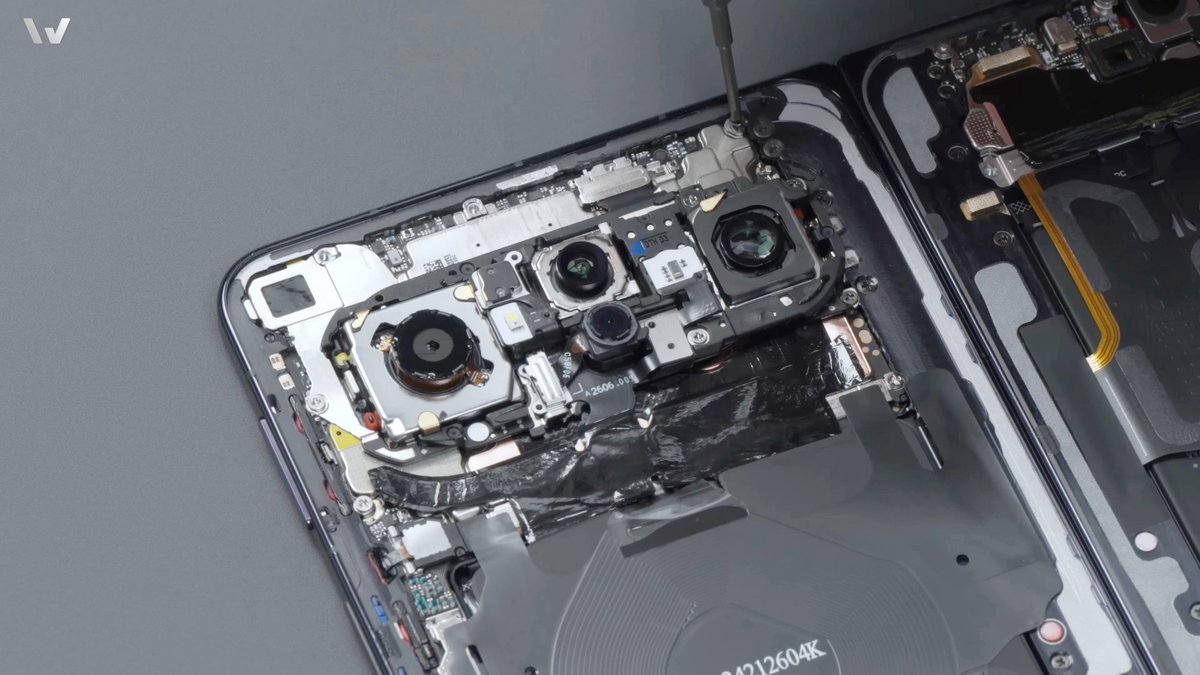 TechHome100's tweet image. #Huawei #HuaweiPuraXMax 
4/12🧵