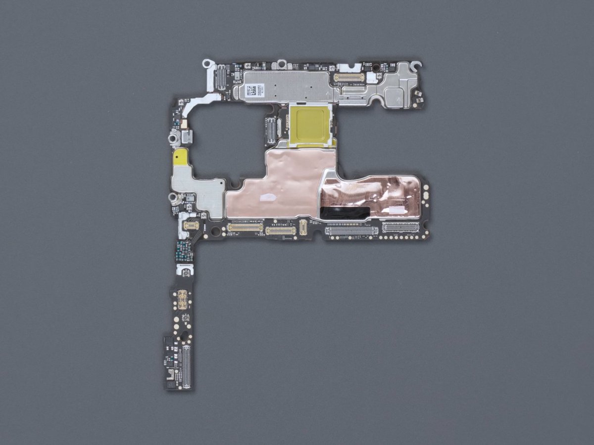 TechHome100's tweet image. Motherboard 
#Huawei #HuaweiPuraXMax 
6/12🧵