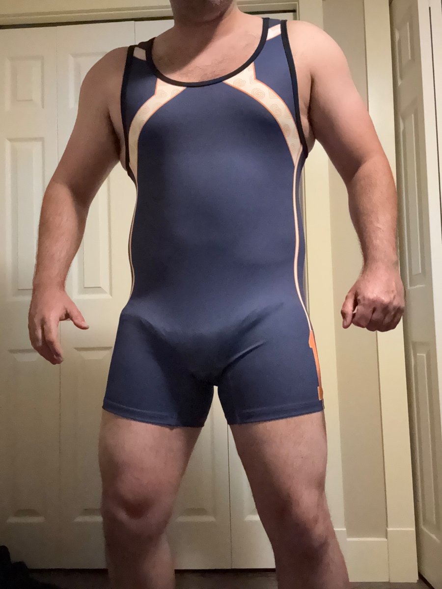 jedh2020's tweet photo. Coach said that pup had to be extra protected during big diaper Friday
#bdf #abdl #gaypup https://t.co/byb8dqb2zS