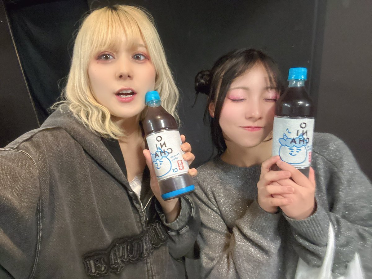 水瀬かなた@アイアイタイガー tweet media