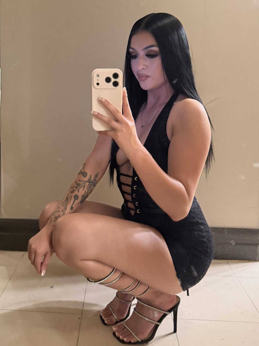 222kkatelyn's tweet photo. mirror pics >>> https://t.co/Mxzl9KfiSV