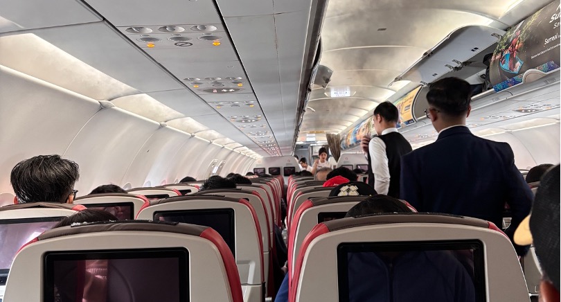 abaebey's tweet photo. Tugas 1 (Penulisan Konten Media Baru) (FSIK4309.49)

Nama: Akbar Rizqullah Setiawan
NIM: 054592053
UT Daerah: Jakarta

Maskapai Batik Air Tidak Seburuk Itu, Ini Pengalaman Pertama Naik Batik Air https://t.co/ZGxNShLNE7