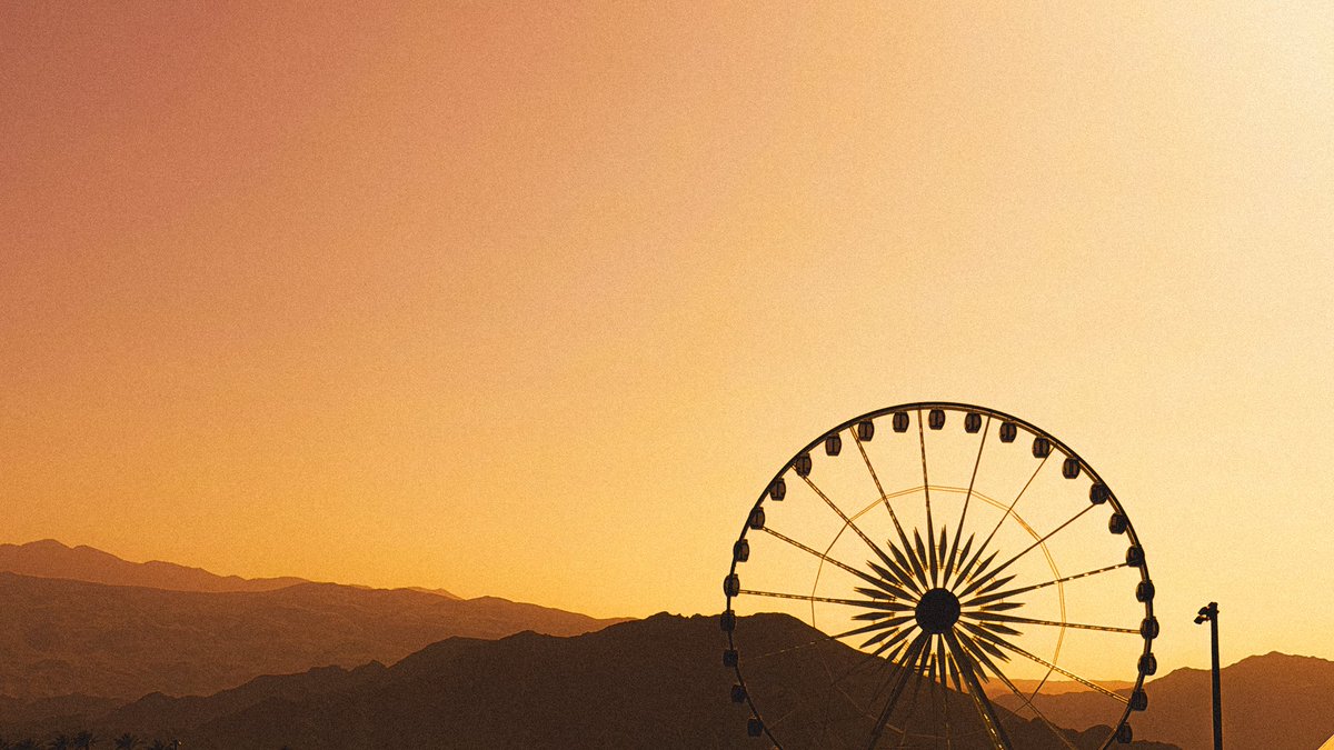 maxwence's tweet image. coachella’s pov: 

@coachella 
#coachella2026
